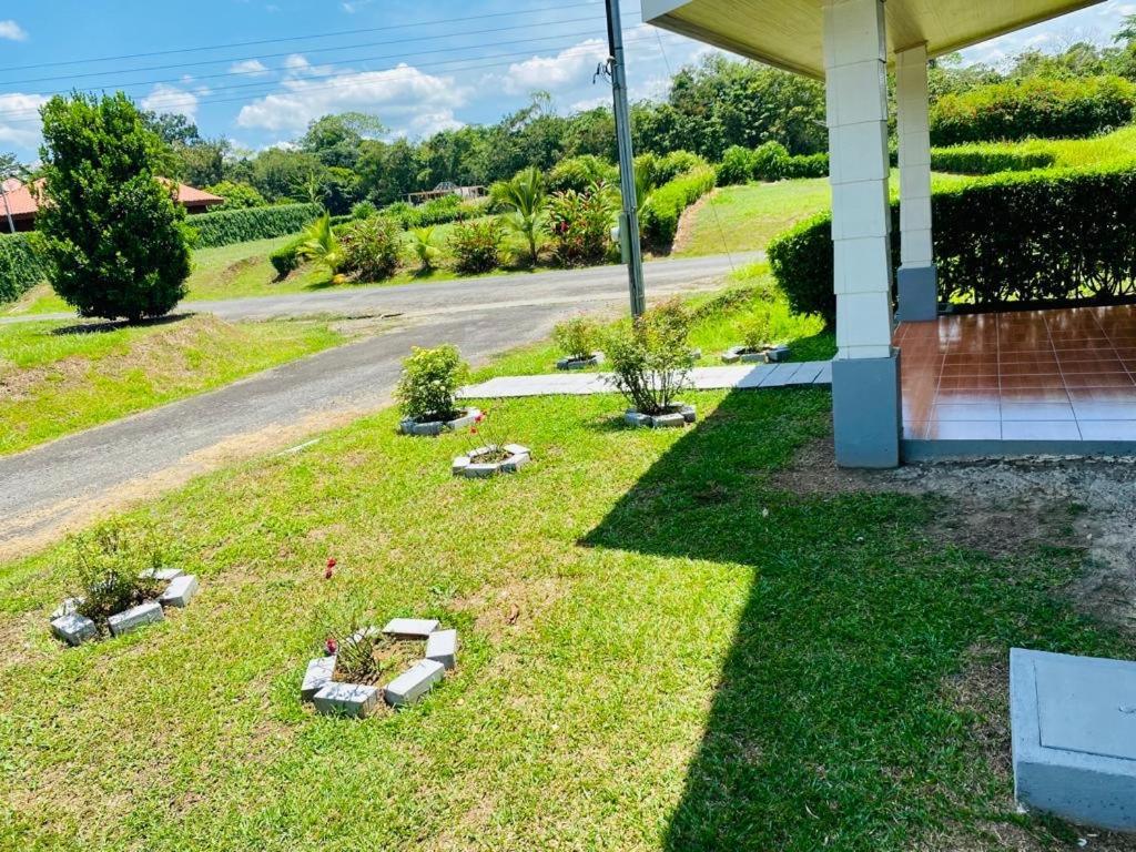 Casa de las Rosas Volcán Arenal La Fortuna Exterior foto